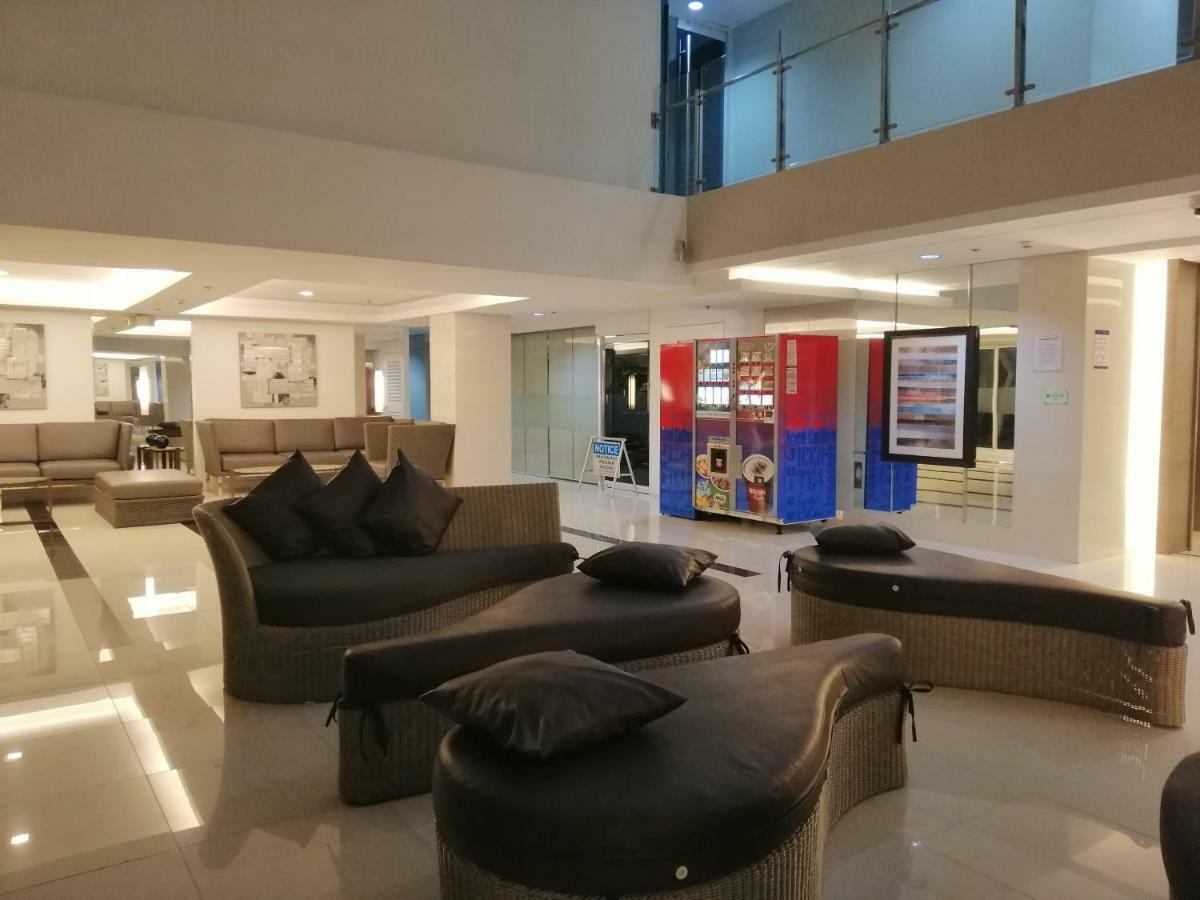 Snapz Staycation @ Jazz Residences Manila